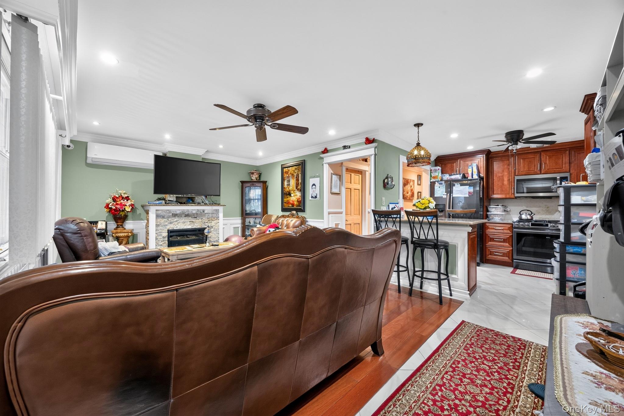 2nd image of 568 Autumn Ave, Brooklyn, NY 11208 | MLS# 1029252