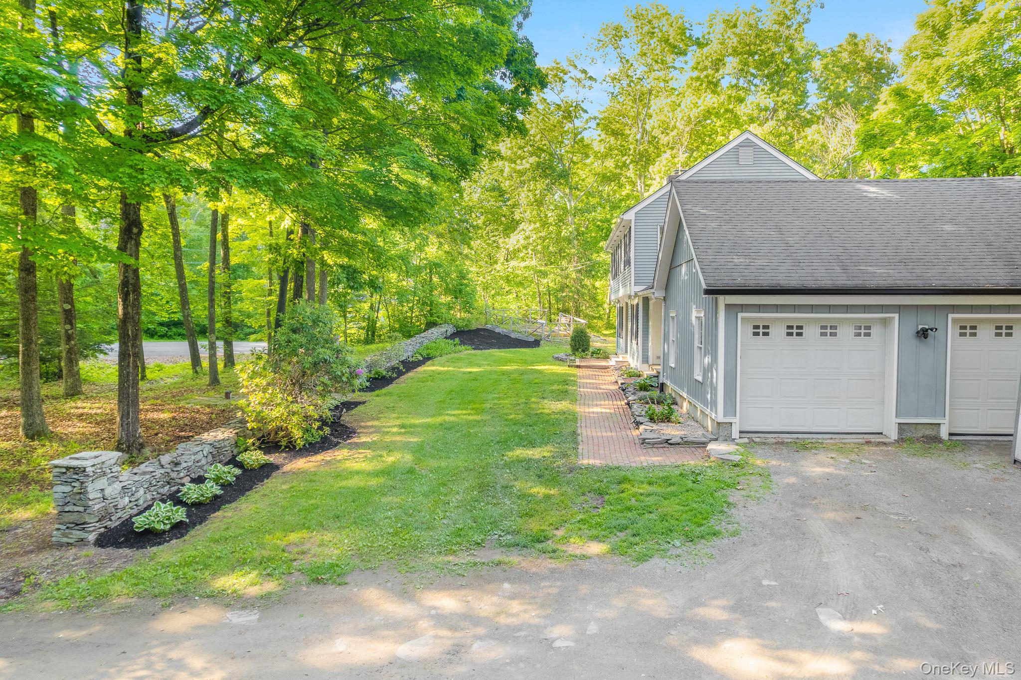 4th image of 34 Contour Ln, Pleasant Valley, NY 12578 | MLS# 1029282