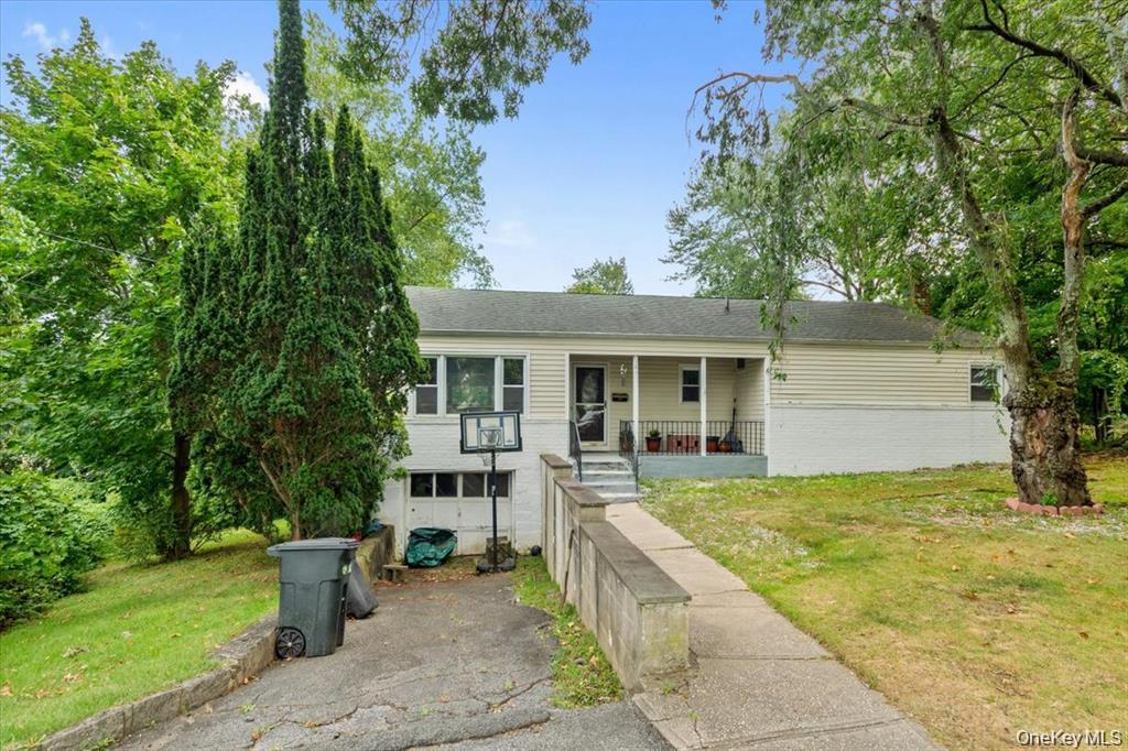 2nd image of 101 Cresthill Rd, Yonkers, NY 10710 | MLS# 1029304
