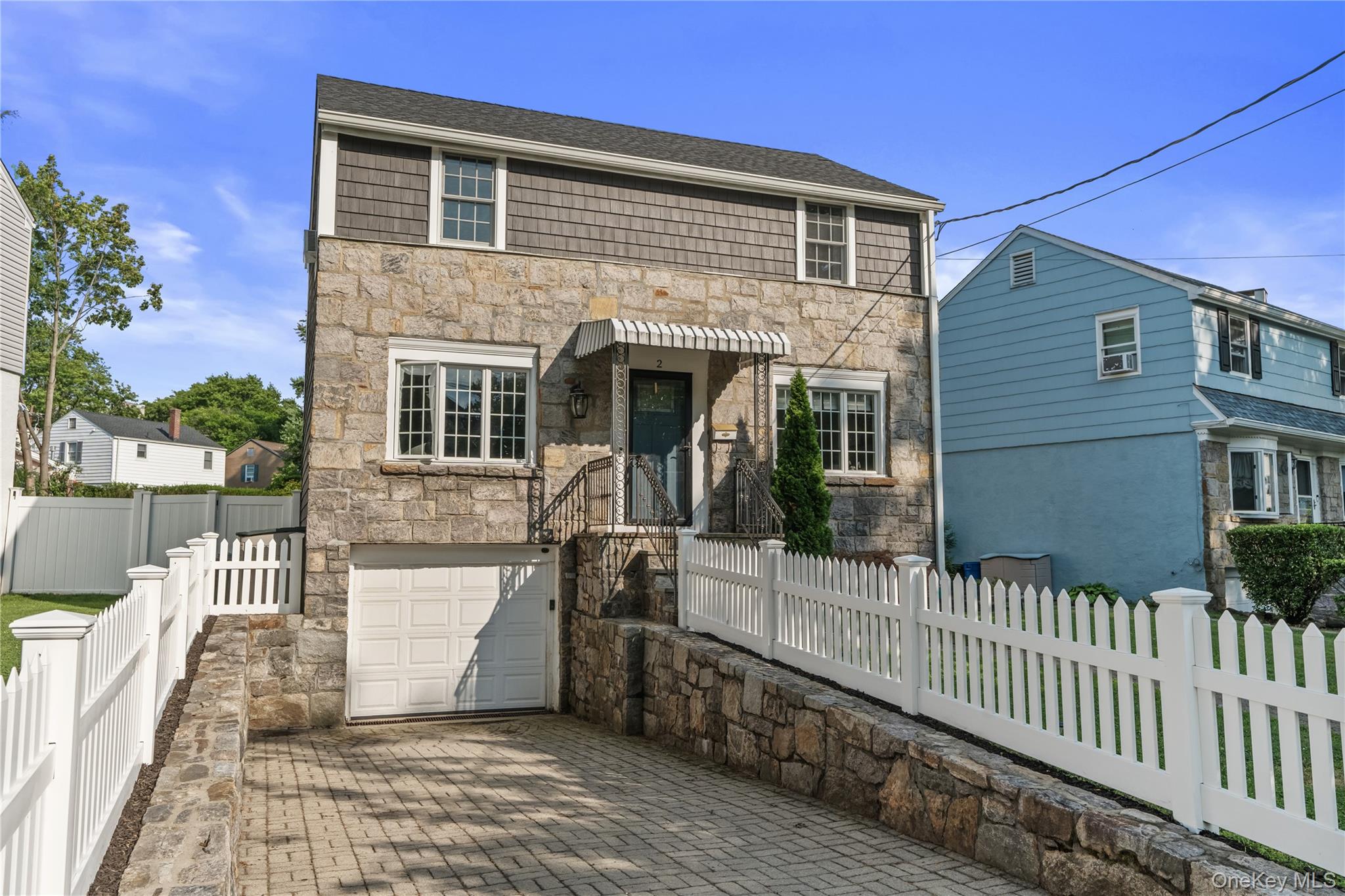 25th image of 2 Meadow Ln, New Rochelle, NY 10805 | MLS# 1029310