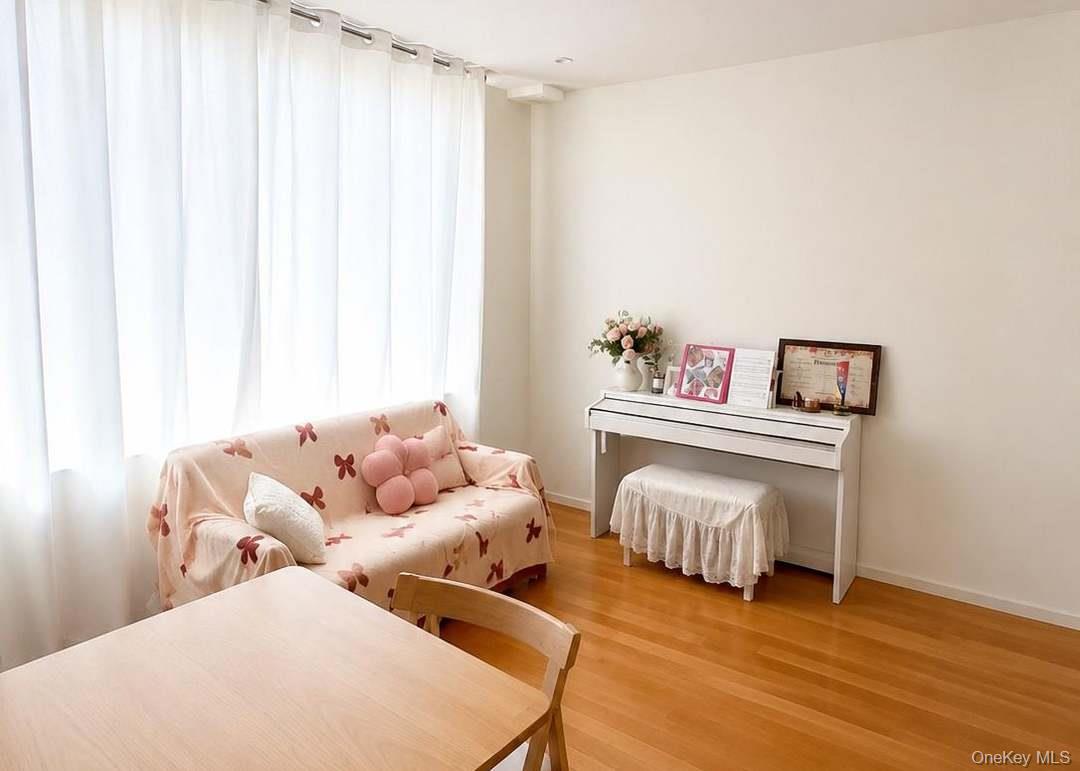 2nd image of 4223 Parsons Blvd #5C, Flushing, NY 11355 | MLS# 1029324