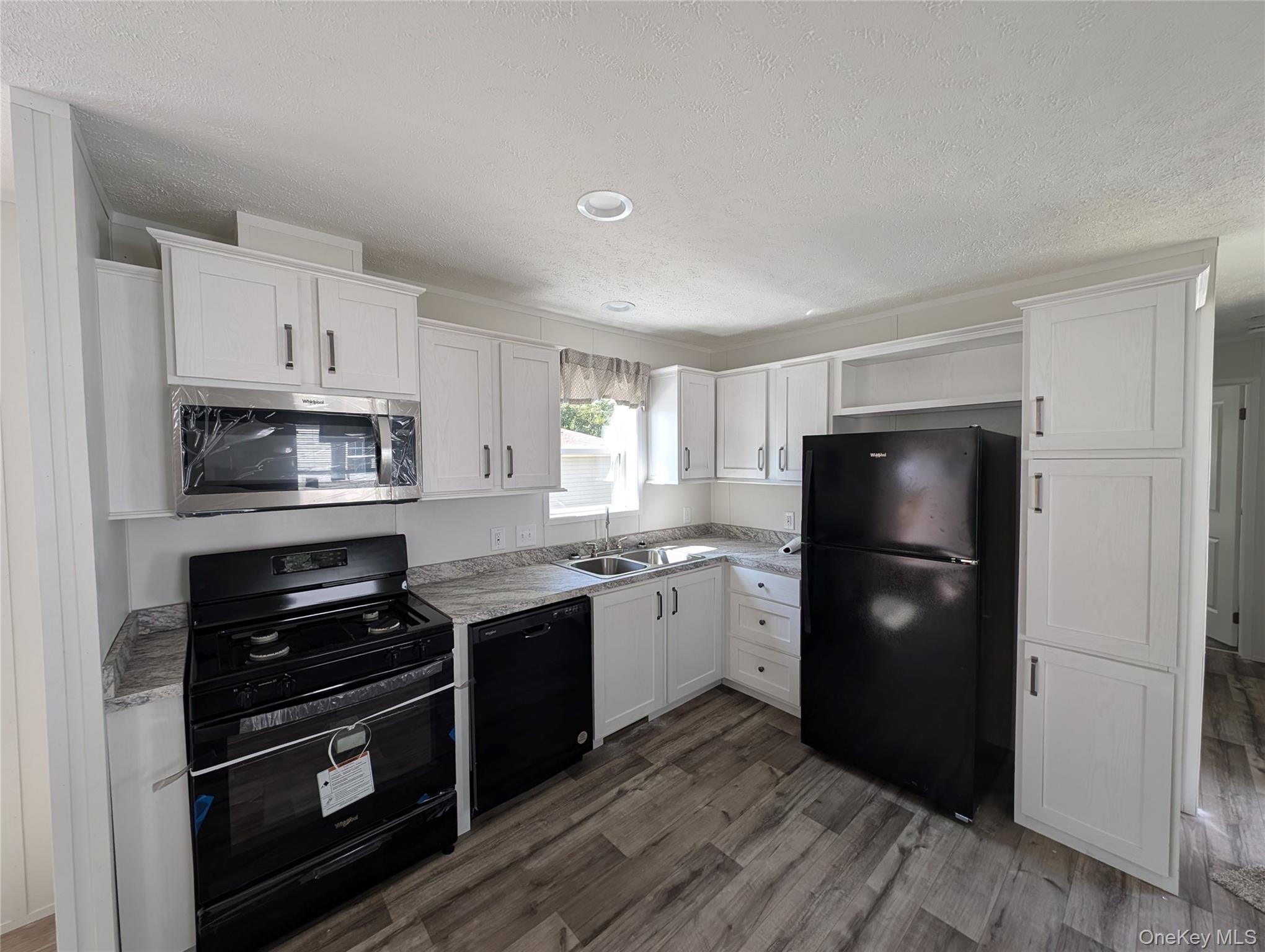 3rd image of 11 Square Hill Rd #27, New Windsor, NY 12553 | MLS# 1029336