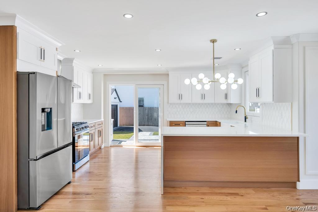 4th image of 28 S Elm St, Oyster Bay, NY 11801 | MLS# 1029349