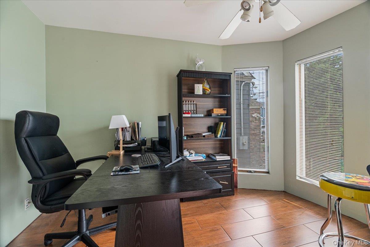 4th image of 117 Gordon Pl, Hempstead, NY 11520 | MLS# 1029360