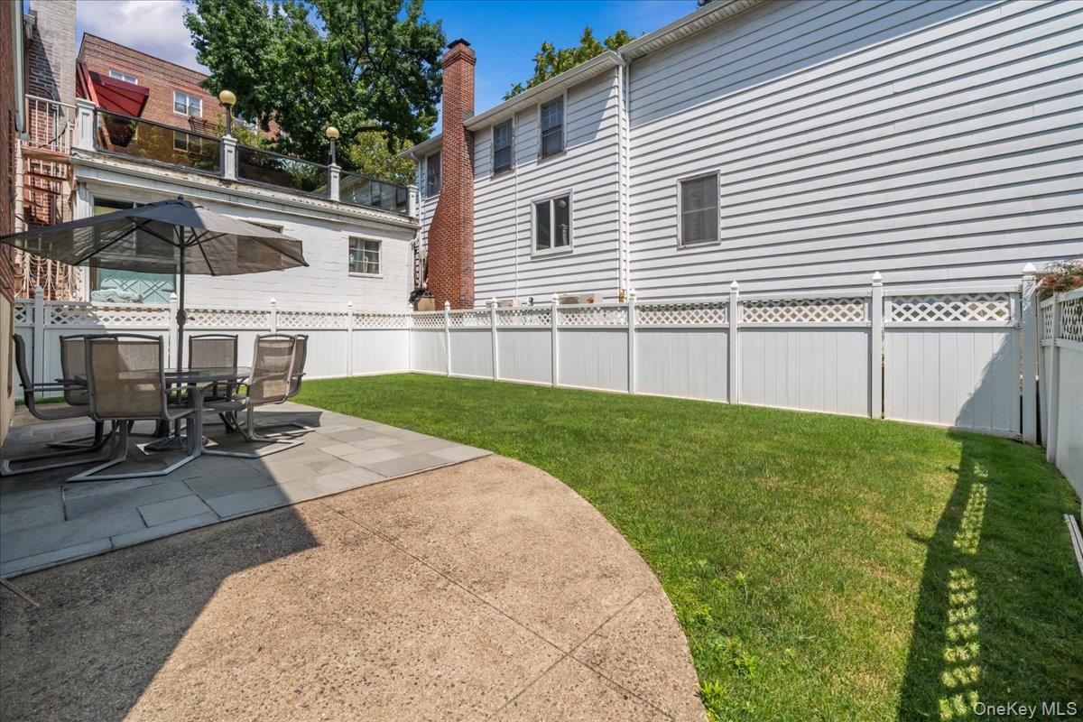 4th image of 3132 Fairfield Ave, New York, NY 10463 | MLS# 1029364