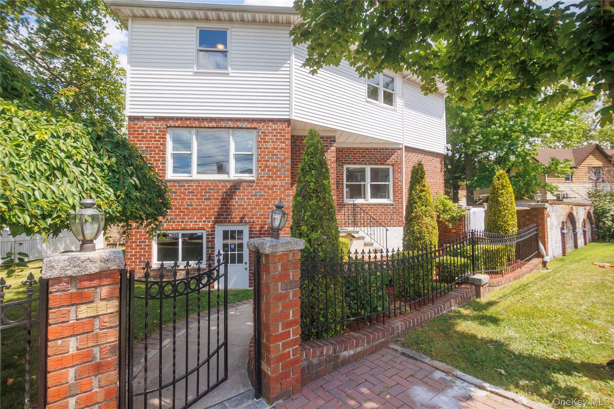 1st image of 1340 Siegfried Pl, New York, NY 10465 | MLS# 1029387