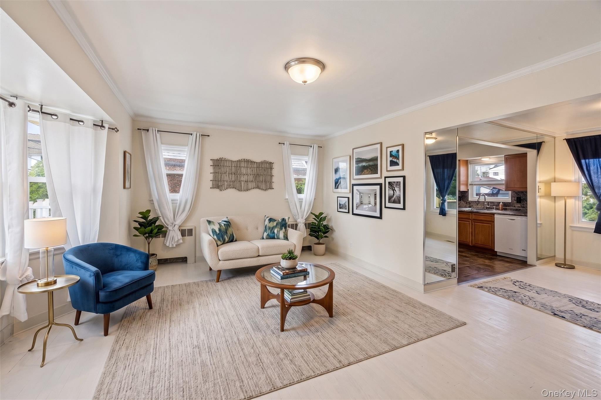 4th image of 6 Grenville Ct, Hempstead, NY 11518 | MLS# 1029421