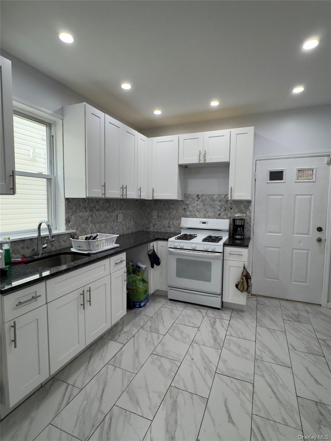 3rd image of 2042 Colonial Ave, New York, NY 10461 | MLS# 1029422