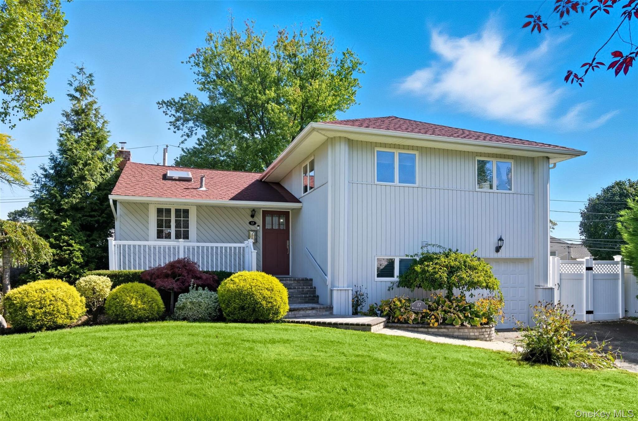 1st image of 17 Willben Ln, Oyster Bay, NY 11803 | MLS# 1029484