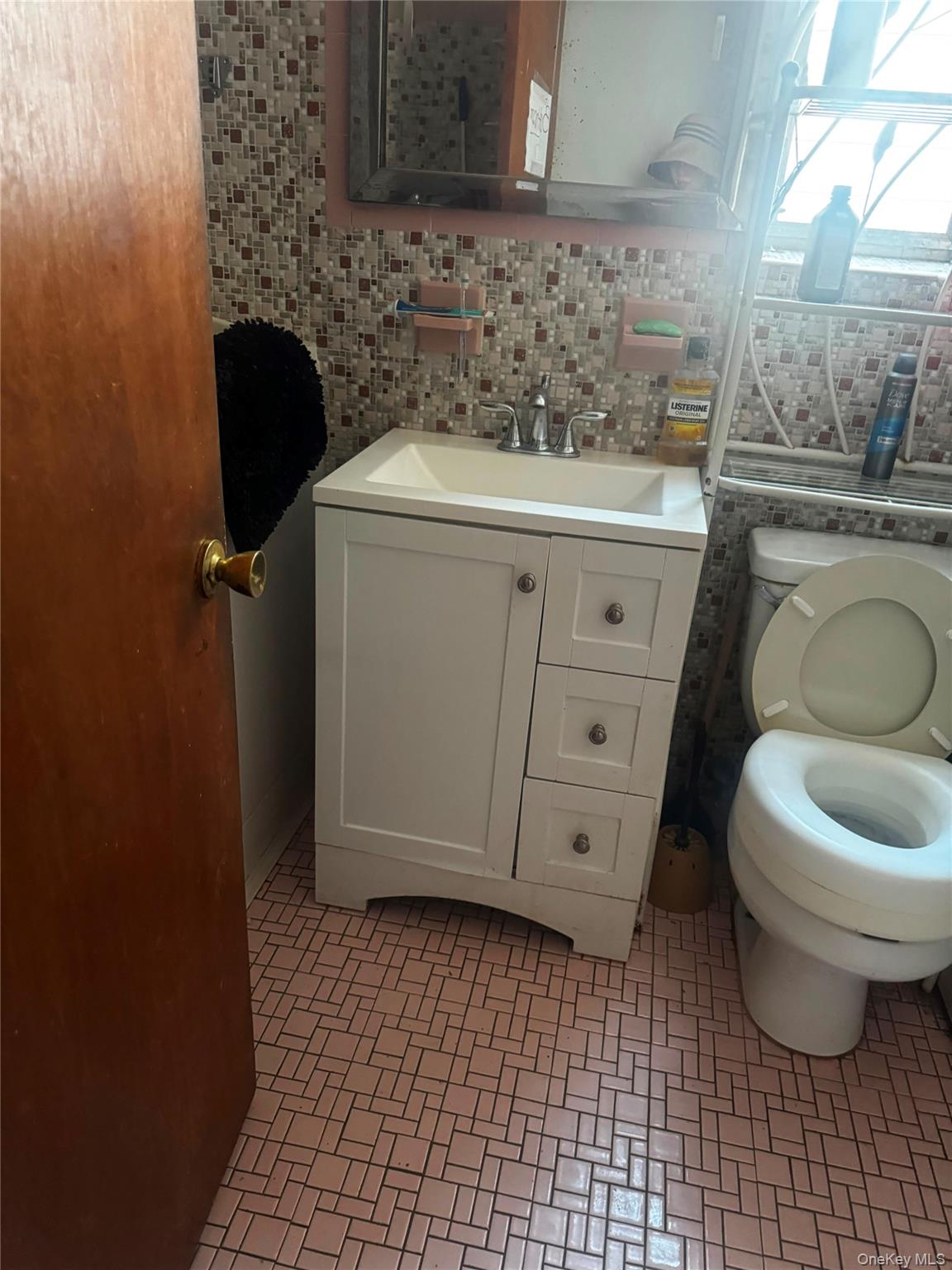5th image of 958 E 226Th St, Bronx, NY 10466 | MLS# 1029485