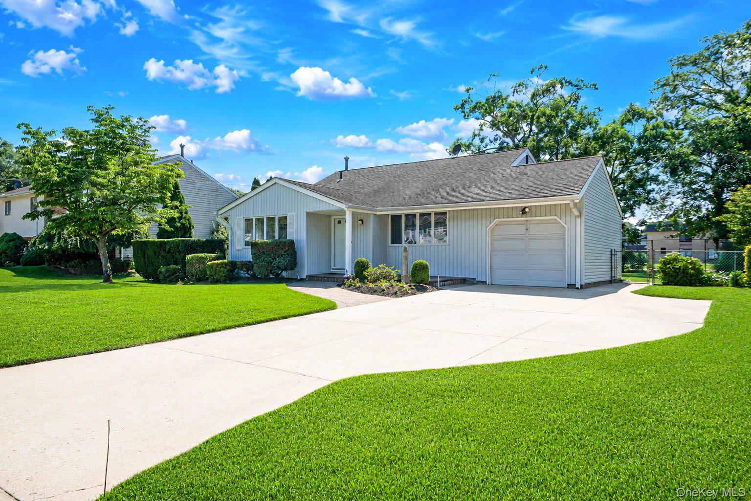 2nd image of 38 Ruland Rd, Brookhaven, NY 11784 | MLS# 1029502