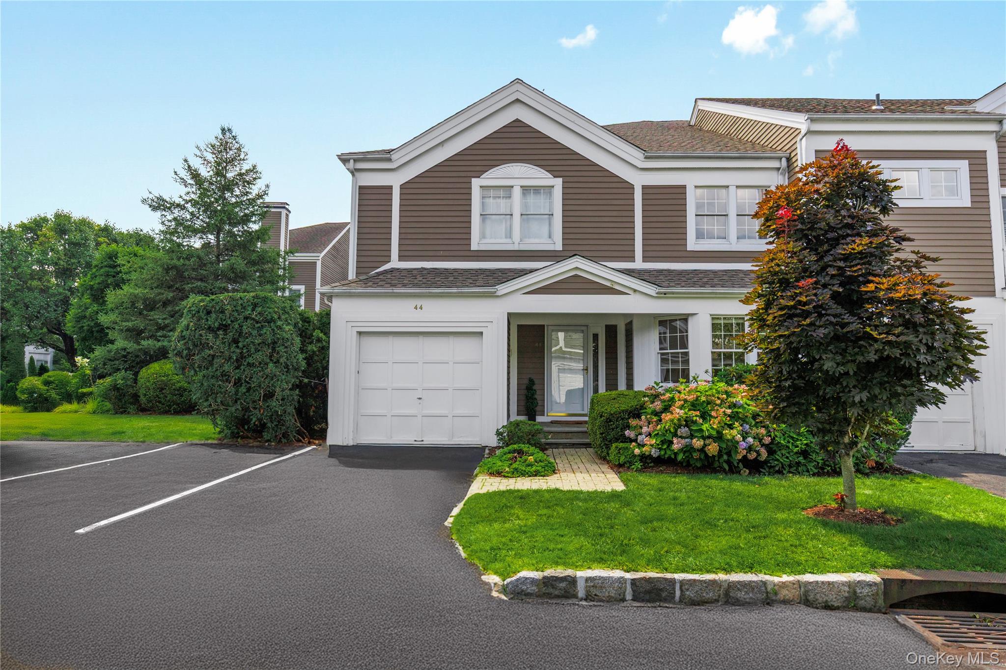 1st image of 44 Alex Dr, White Plains, NY 10605 | MLS# 1029516