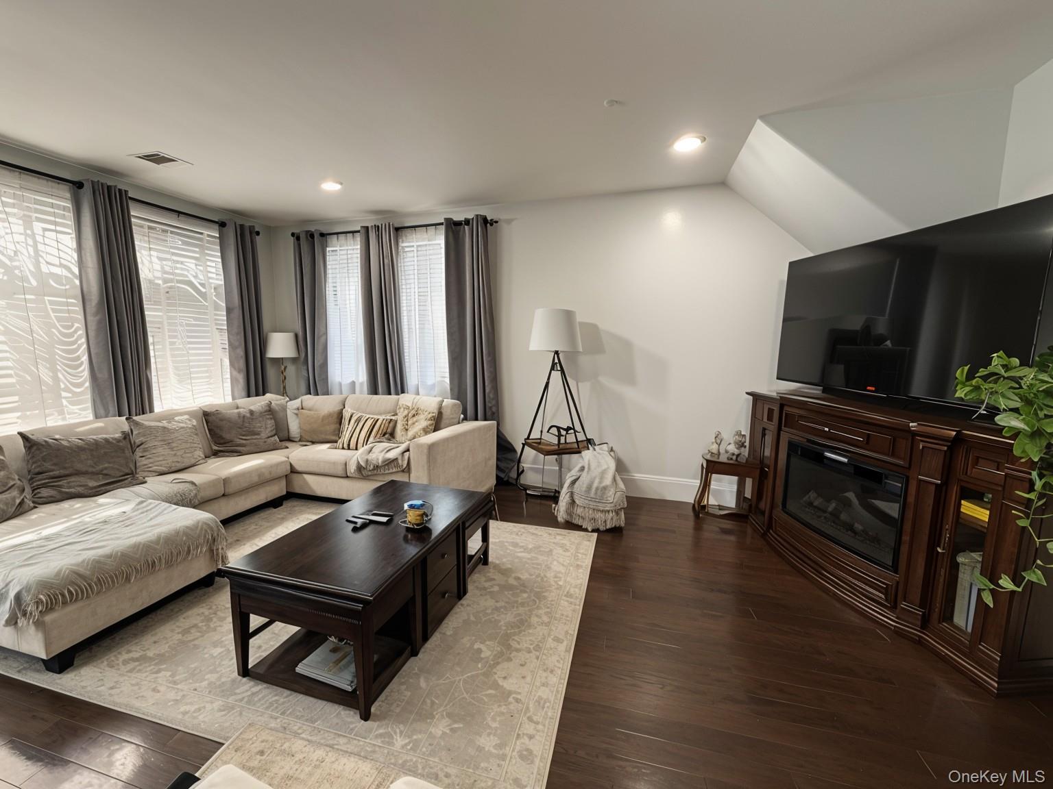 2nd image of 244 Beach 79th St, Rockaway Beach, NY 11693 | MLS# 1029533