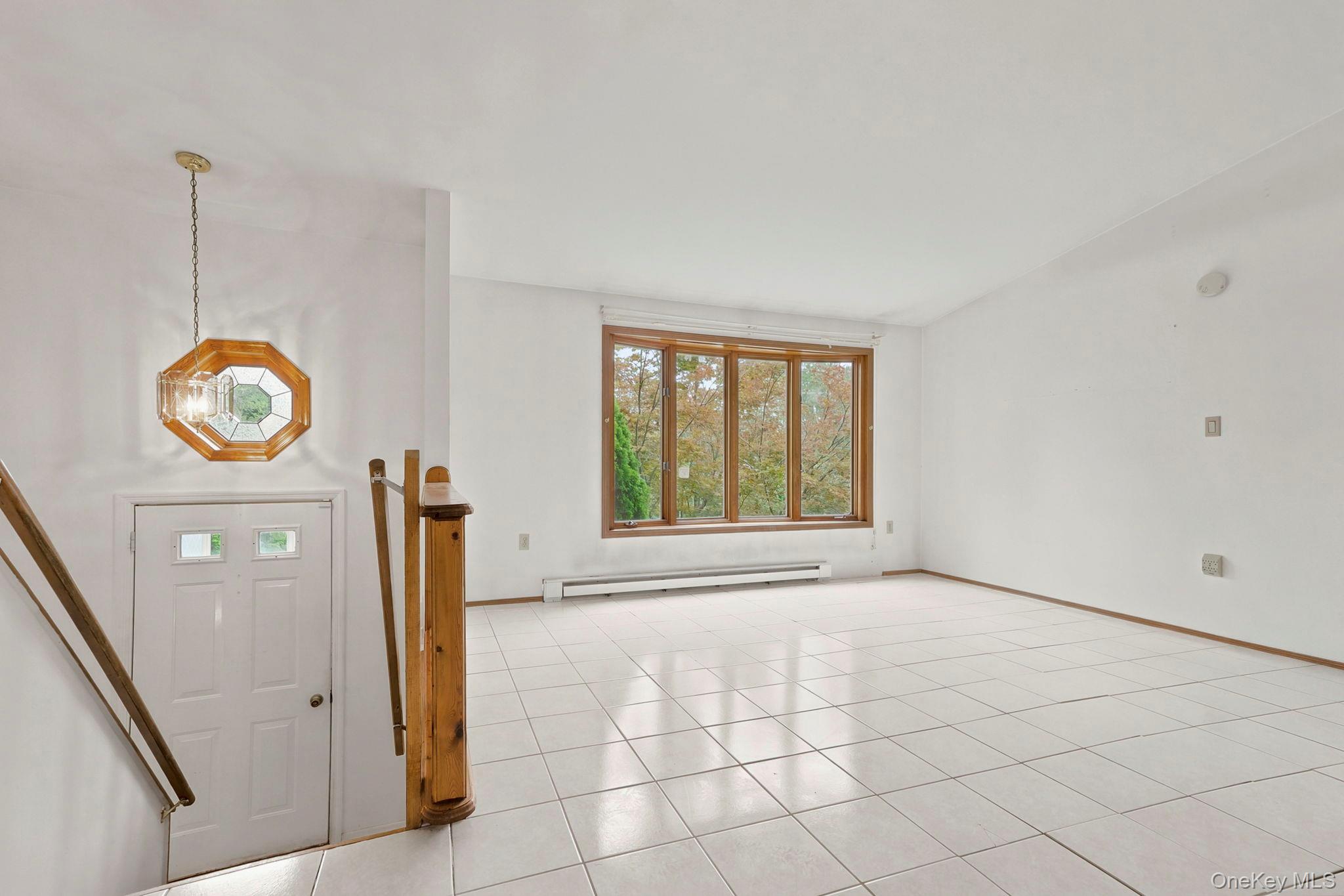 3rd image of 86 Spackenkill Rd, Poughkeepsie, NY 12603 | MLS# 1029540