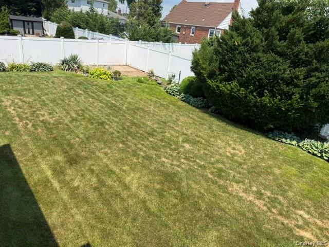 24th image of 276 N Lewis Ave, Babylon, NY 11757 | MLS# 1029546