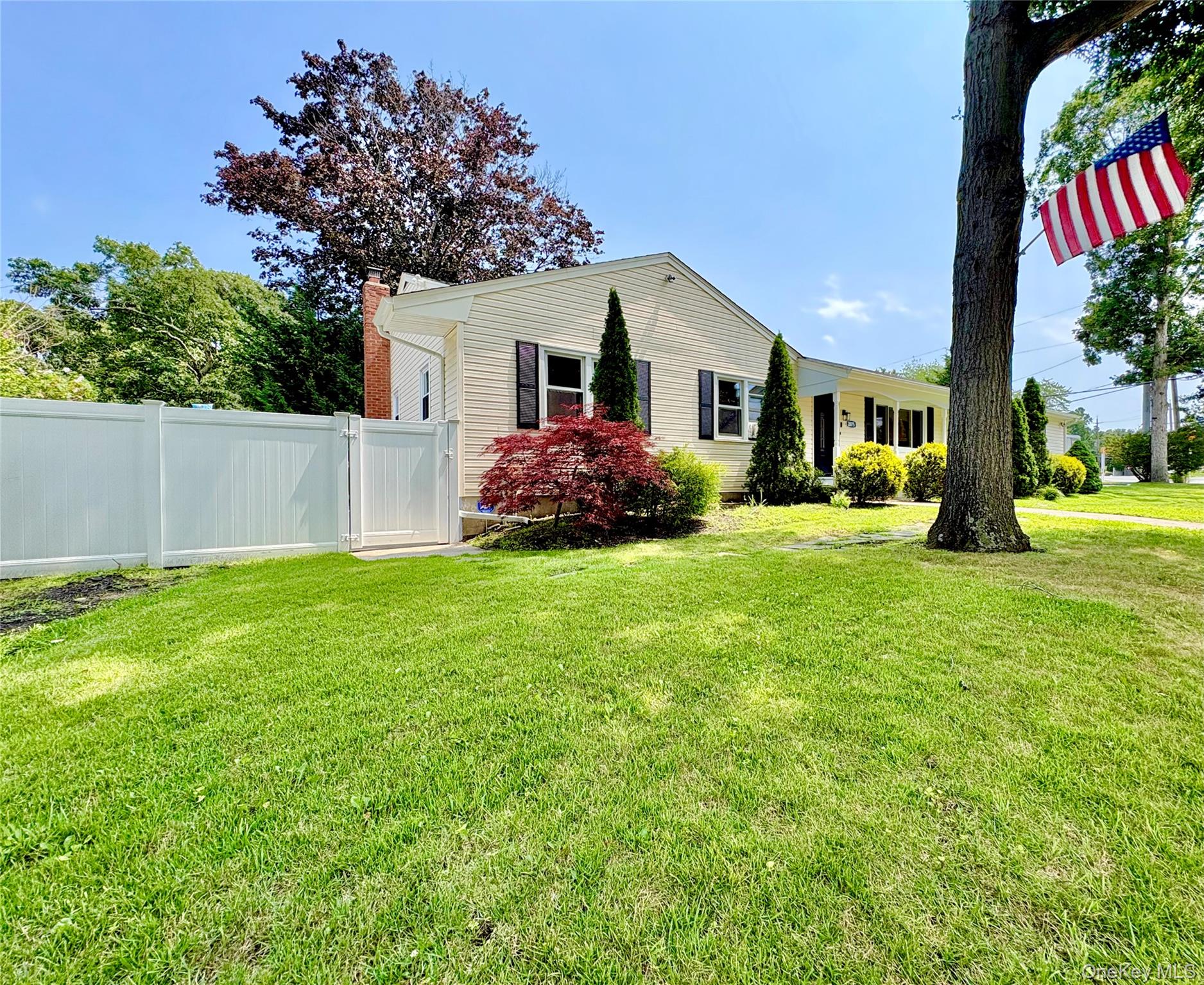 5th image of 2875 Ocean Ave, Islip, NY 11779 | MLS# 1029562