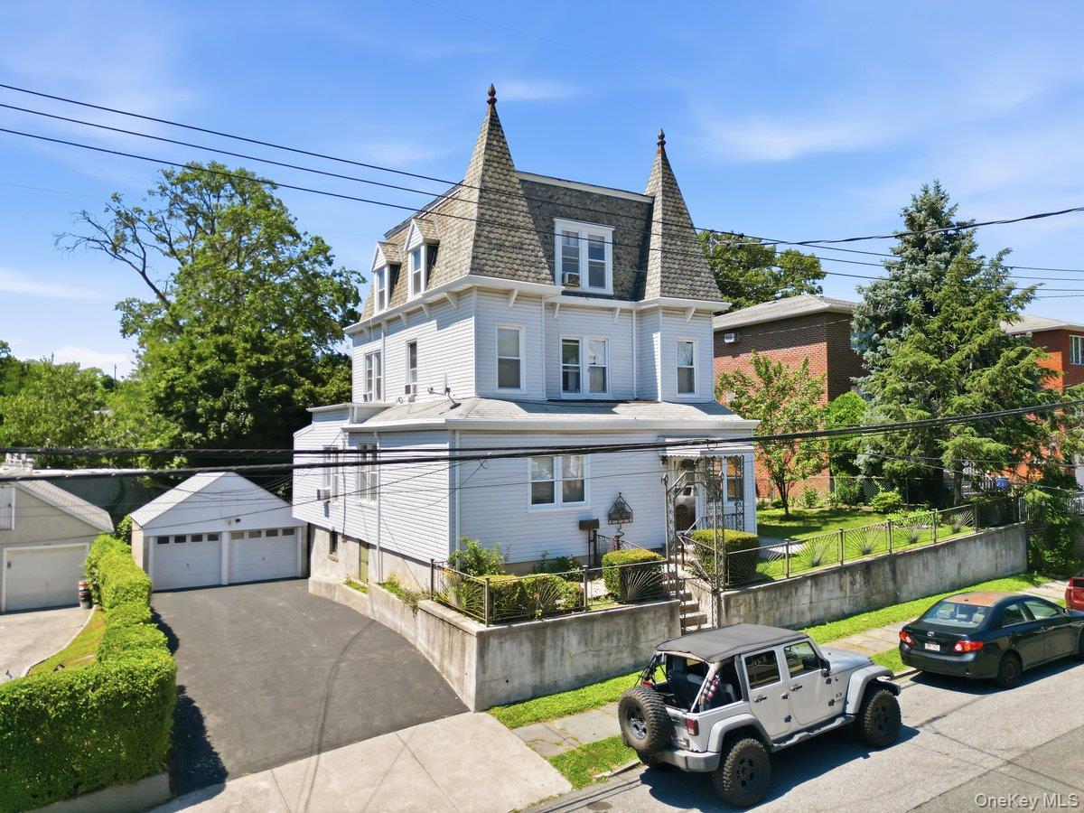 2nd image of 19 Ridgewood Ave, Yonkers, NY 10704 | MLS# 1029564