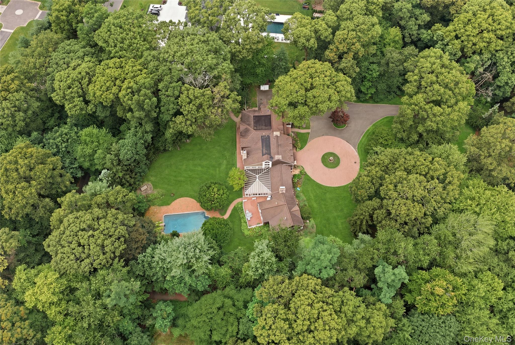 47th image of 1620 Old Cedar Swamp Rd, Oyster Bay, NY 11545 | MLS# 1029584