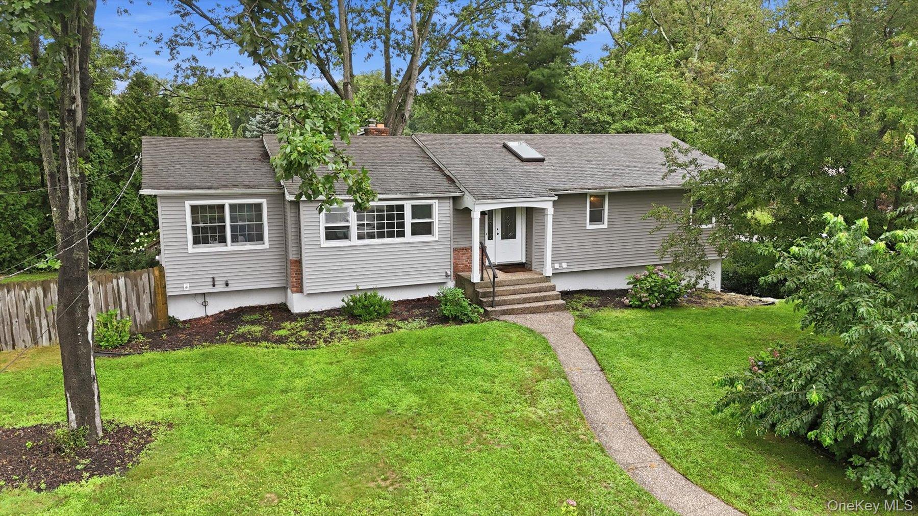 2nd image of 37 Storyland Ln, Brookhaven, NY 11733 | MLS# 1029586
