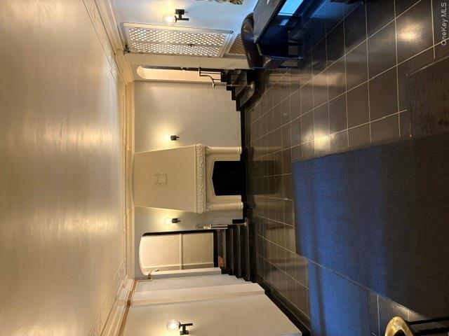3rd image of 141 Woodmere Blvd #4B, Hempstead, NY 11598 | MLS# 1029587