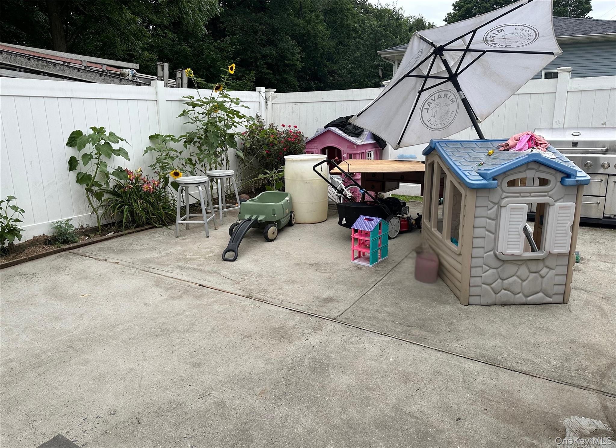 12th image of 1287 Little East Neck Rd, Wyandanch, NY 11798 | MLS# 1029611