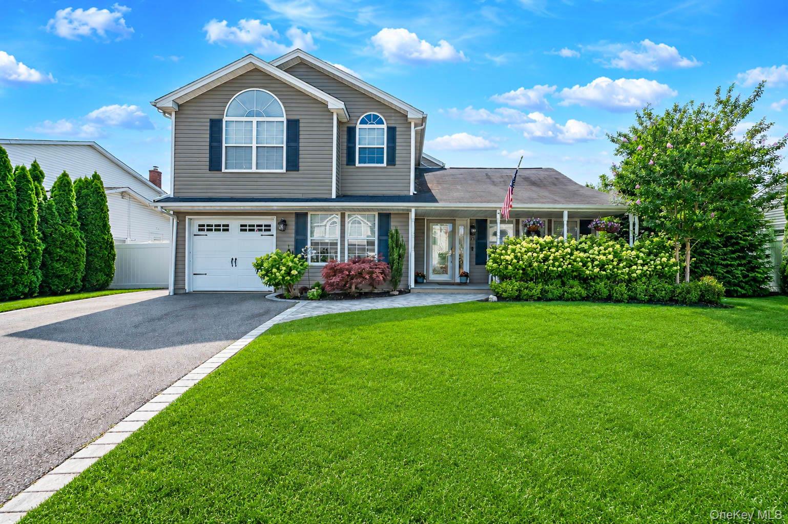 1st image of 134 Paris Ct, Islip, NY 11795 | MLS# 1029626