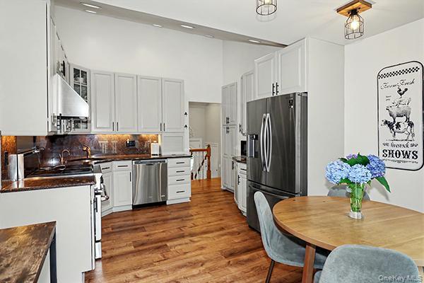 5th image of 7 Beatrice Ln, Oyster Bay, NY 11804 | MLS# 1029628