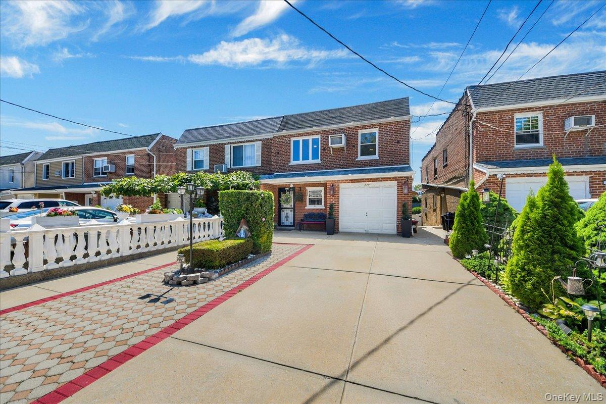2nd image of 279 Throggs Neck Blvd, New York, NY 10465 | MLS# 1029633