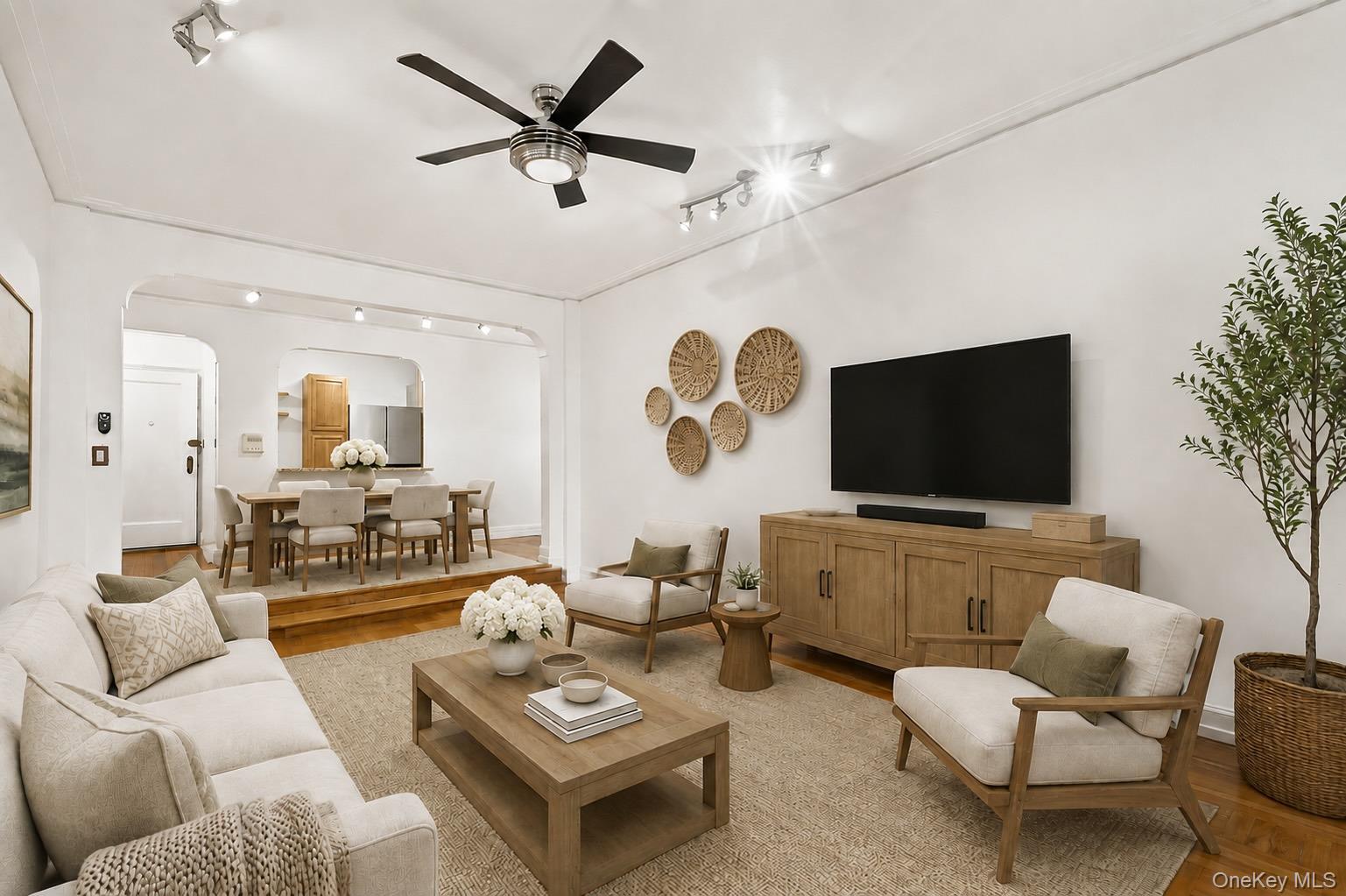1st image of 2160 Bronx Park E #6J, New York, NY 10462 | MLS# 1029639
