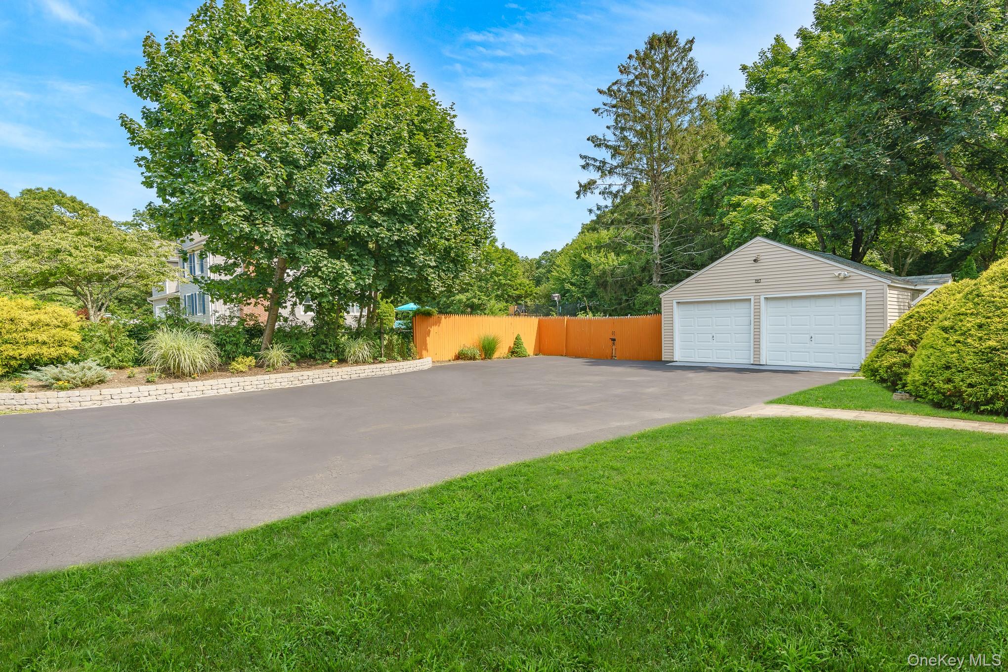 4th image of 6 Hines Rd, Brookhaven, NY 11953 | MLS# 1029642