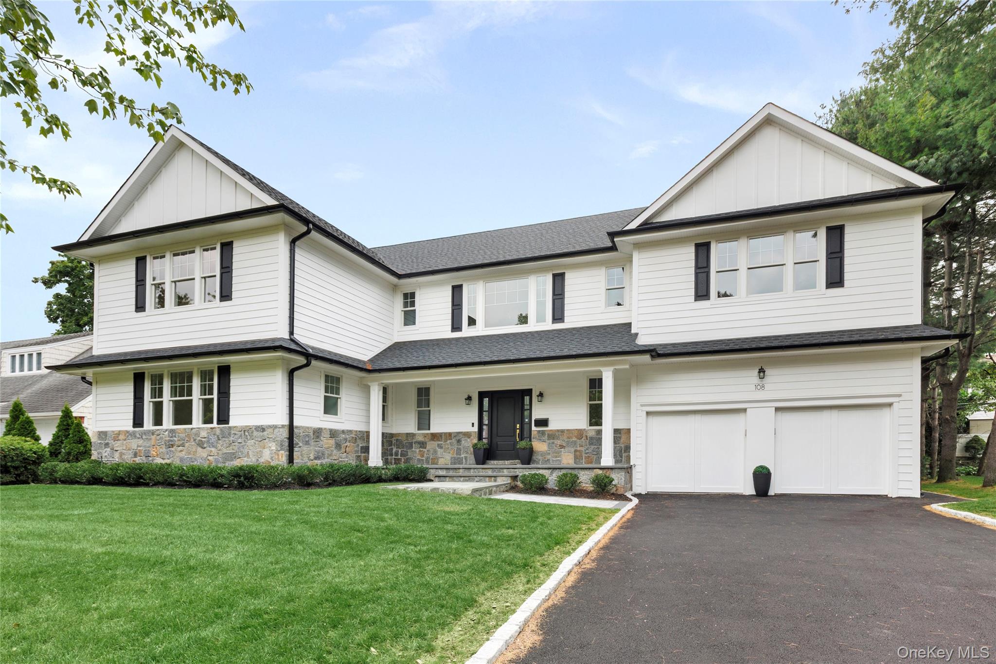 2nd image of 108 Tanners Pond Rd, Hempstead, NY 11530 | MLS# 1029663
