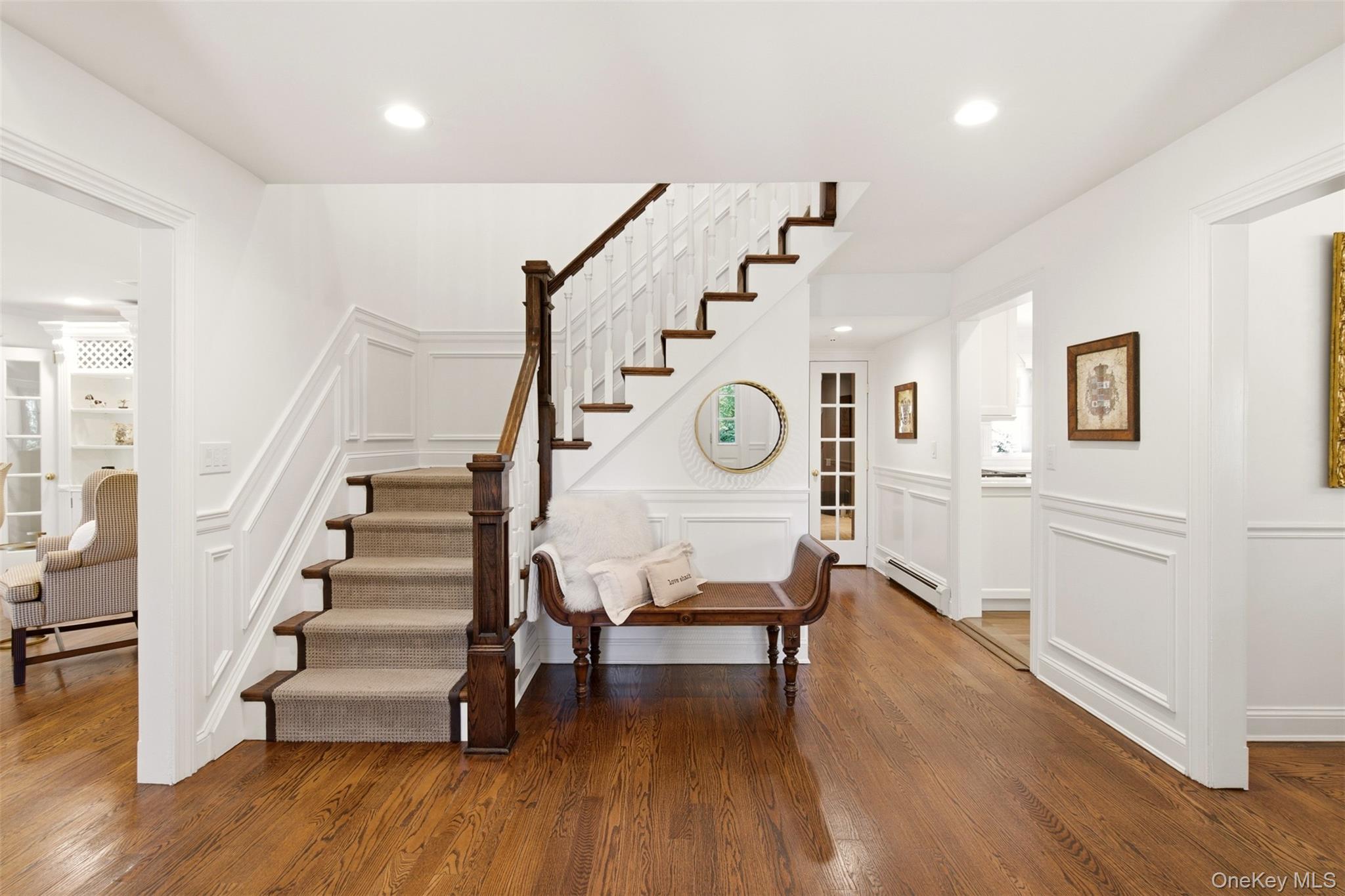 4th image of 1 Winston Ct, Huntington, NY 11746 | MLS# 1029677