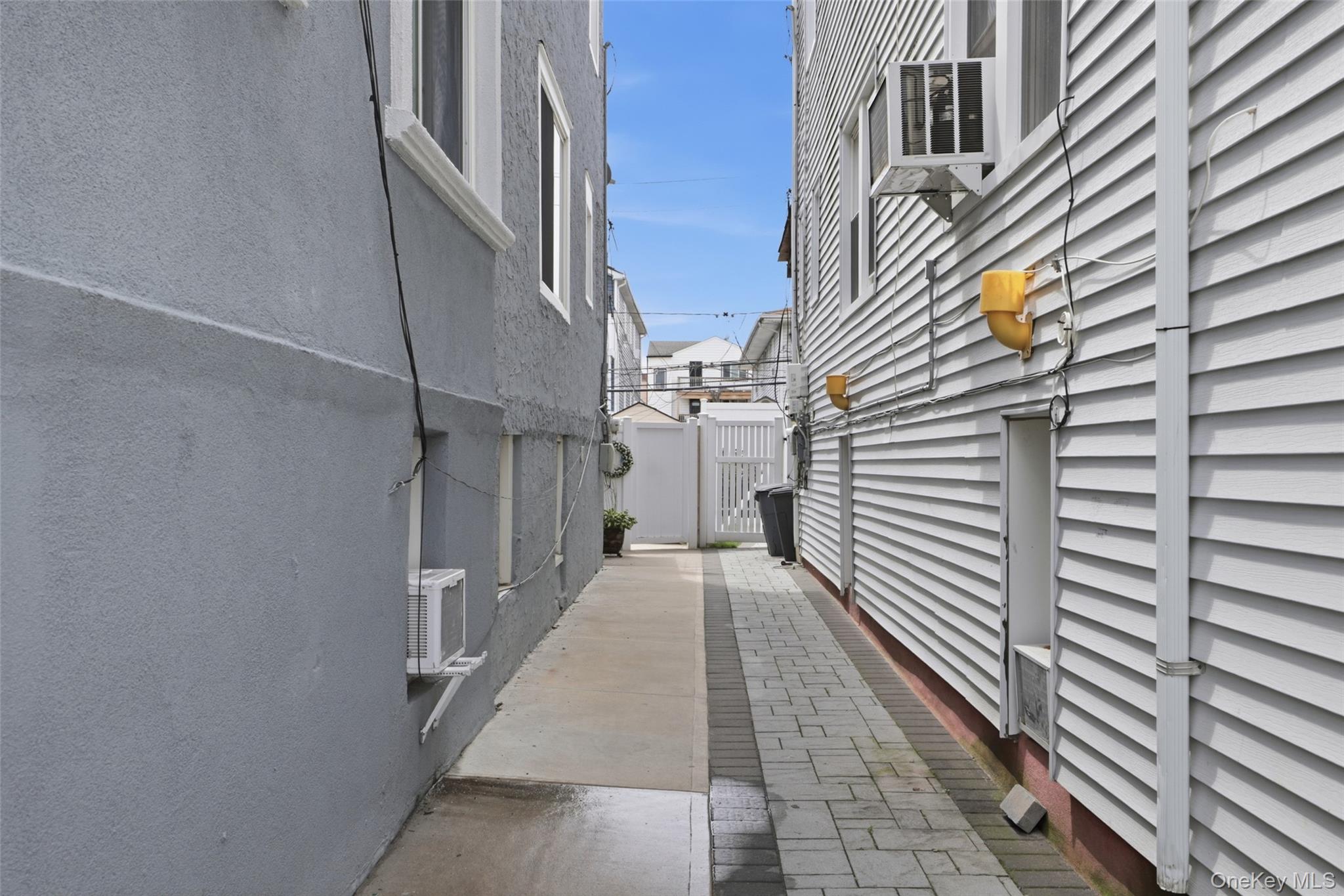 24th image of 140 E Pine St, Long Beach, NY 11561 | MLS# 1029730