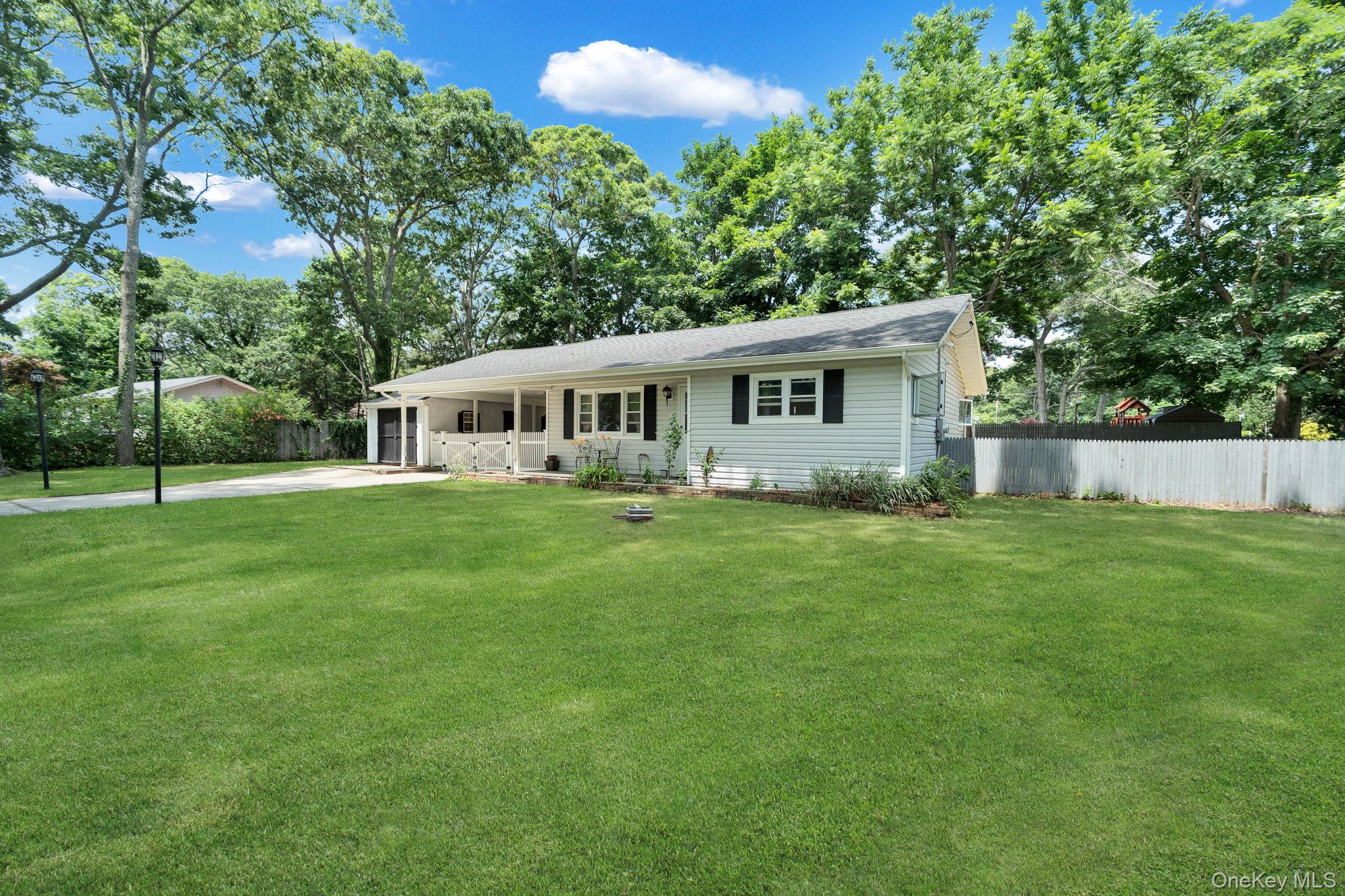 3rd image of 109 Pine Rd, Mastic Beach, NY 11951 | MLS# 1029735
