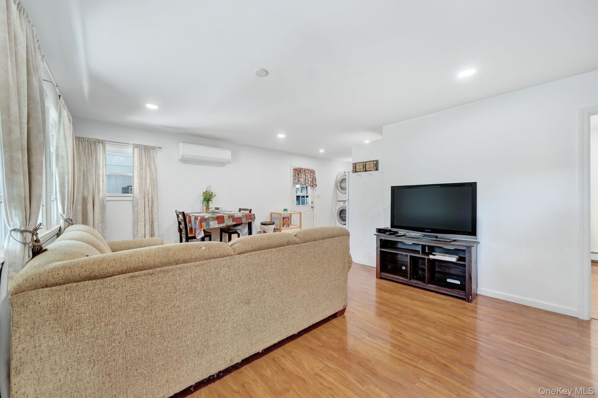 5th image of 109 Pine Rd, Mastic Beach, NY 11951 | MLS# 1029735
