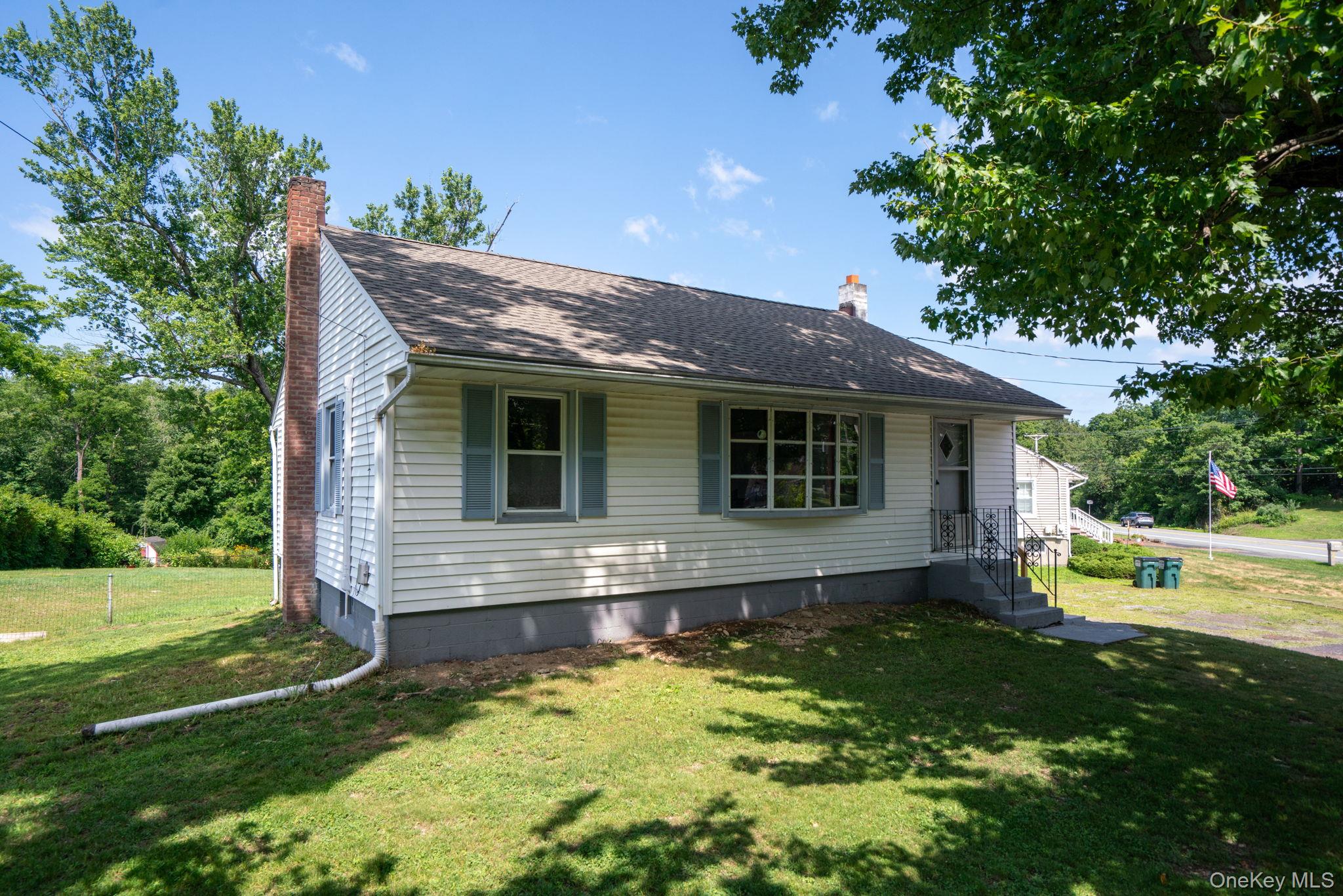 2nd image of 601 Lakeside Rd, Newburgh (town), NY 12550 | MLS# 1029738