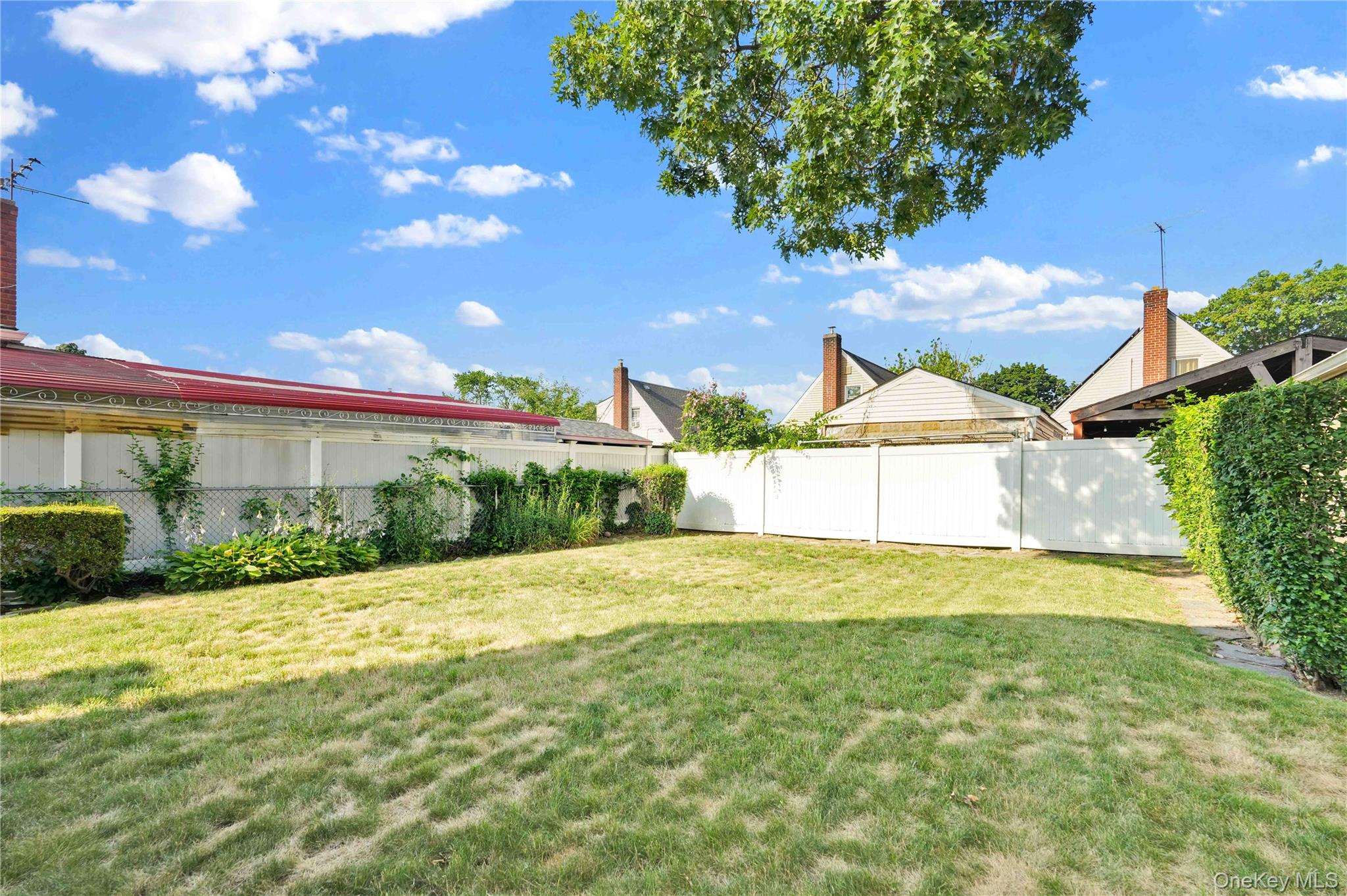 4th image of 12114 Grayson St, New York, NY 11413 | MLS# 1029756