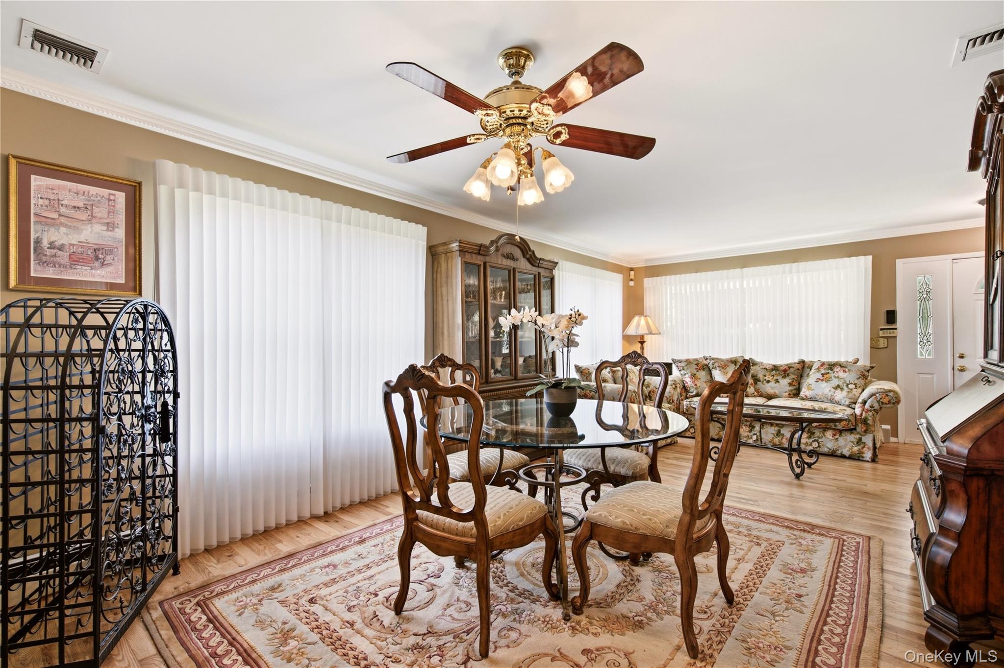 5th image of 8 Crossman Rd, Huntington, NY 11721 | MLS# 1029769