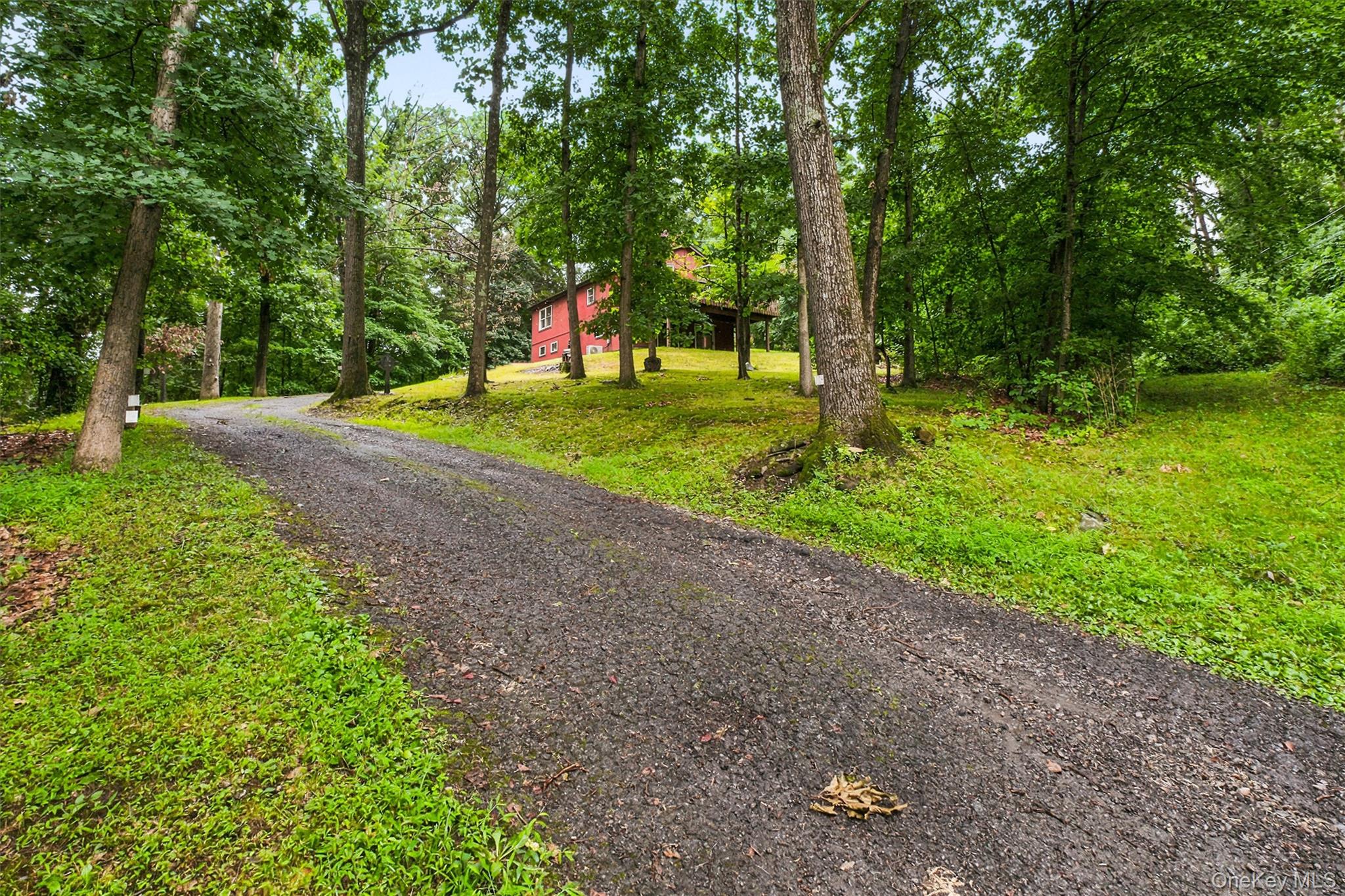 2nd image of 35 Moccasin View Rd, Fishkill, NY 12524 | MLS# 1029780