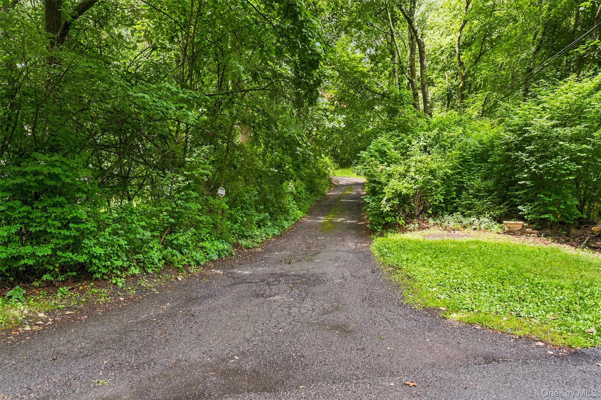 39th image of 35 Moccasin View Rd, Fishkill, NY 12524 | MLS# 1029780