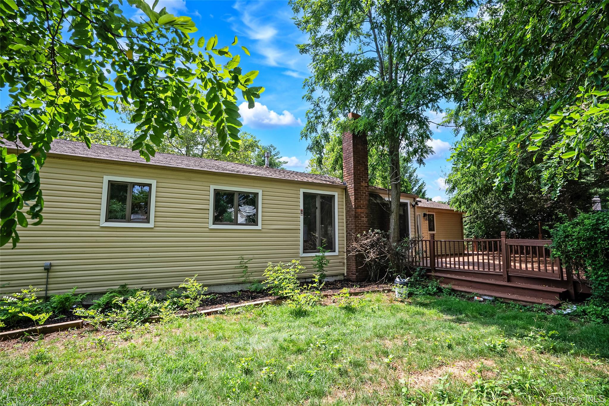 46th image of 15 Dix Cir, Huntington, NY 11746 | MLS# 1029801