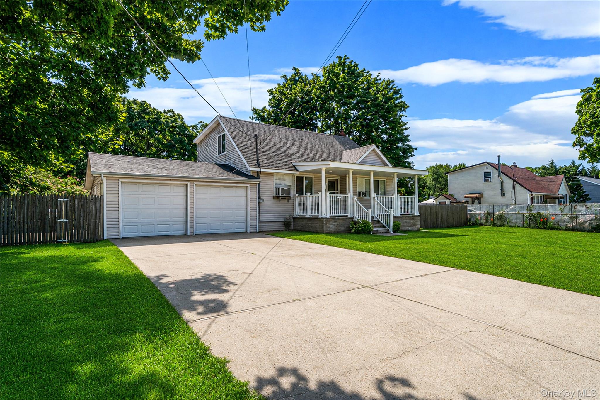 1st image of 1641 E 3rd Ave, Bay Shore, NY 11706 | MLS# 1029811