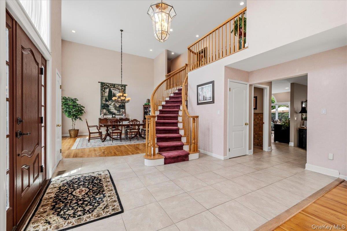 4th image of 4 Shannon Dr, Oyster Bay, NY 11797 | MLS# 1029820