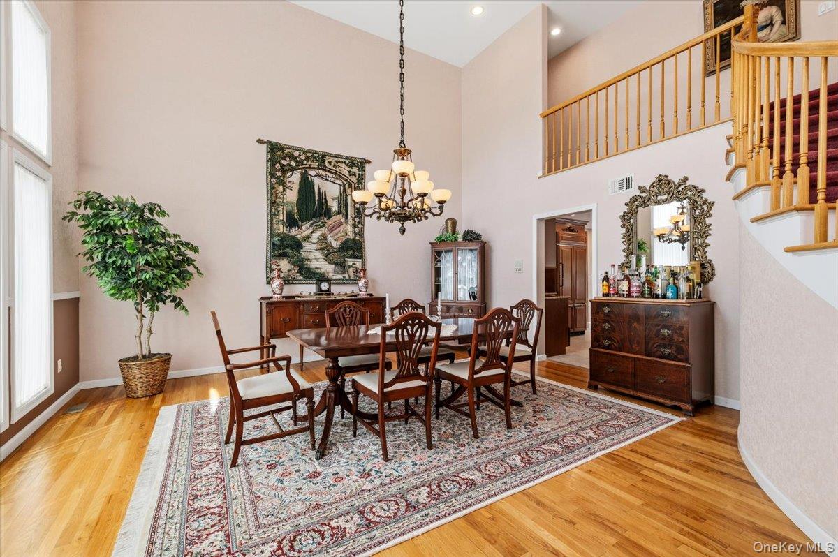 5th image of 4 Shannon Dr, Oyster Bay, NY 11797 | MLS# 1029820