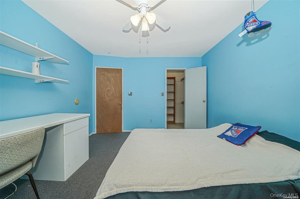 5th image of 37 Santa Barbara Dr, Oyster Bay, NY 11803 | MLS# 1029822