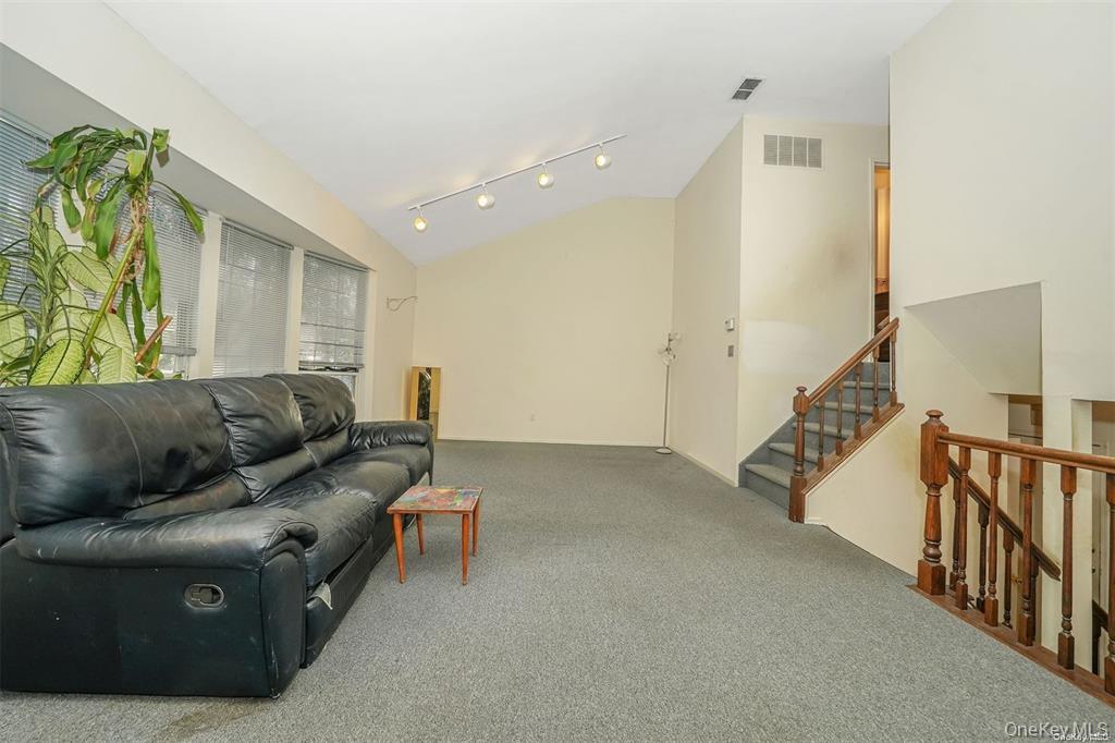 3rd image of 37 Santa Barbara Dr, Oyster Bay, NY 11803 | MLS# 1029822
