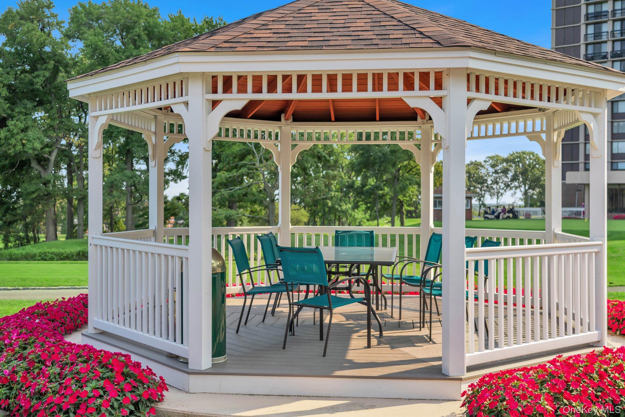 2nd image of 27110 Grand Central Pkwy, Floral Park, NY 11005