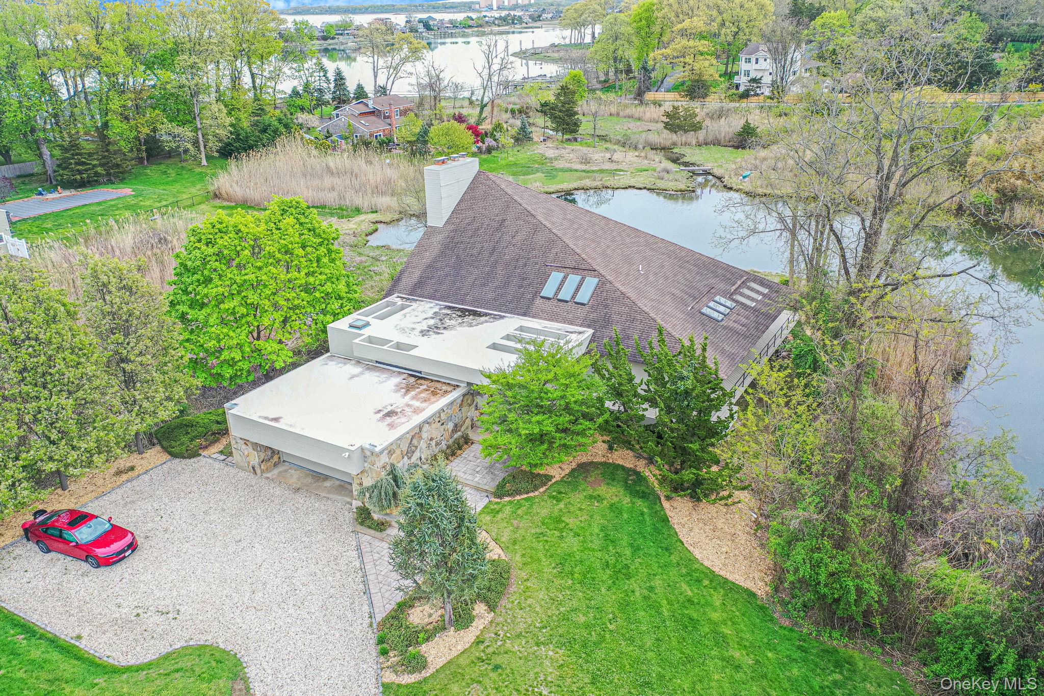 1st image of 5 Kew Ct, Huntington, NY 11768 | MLS# 1029869