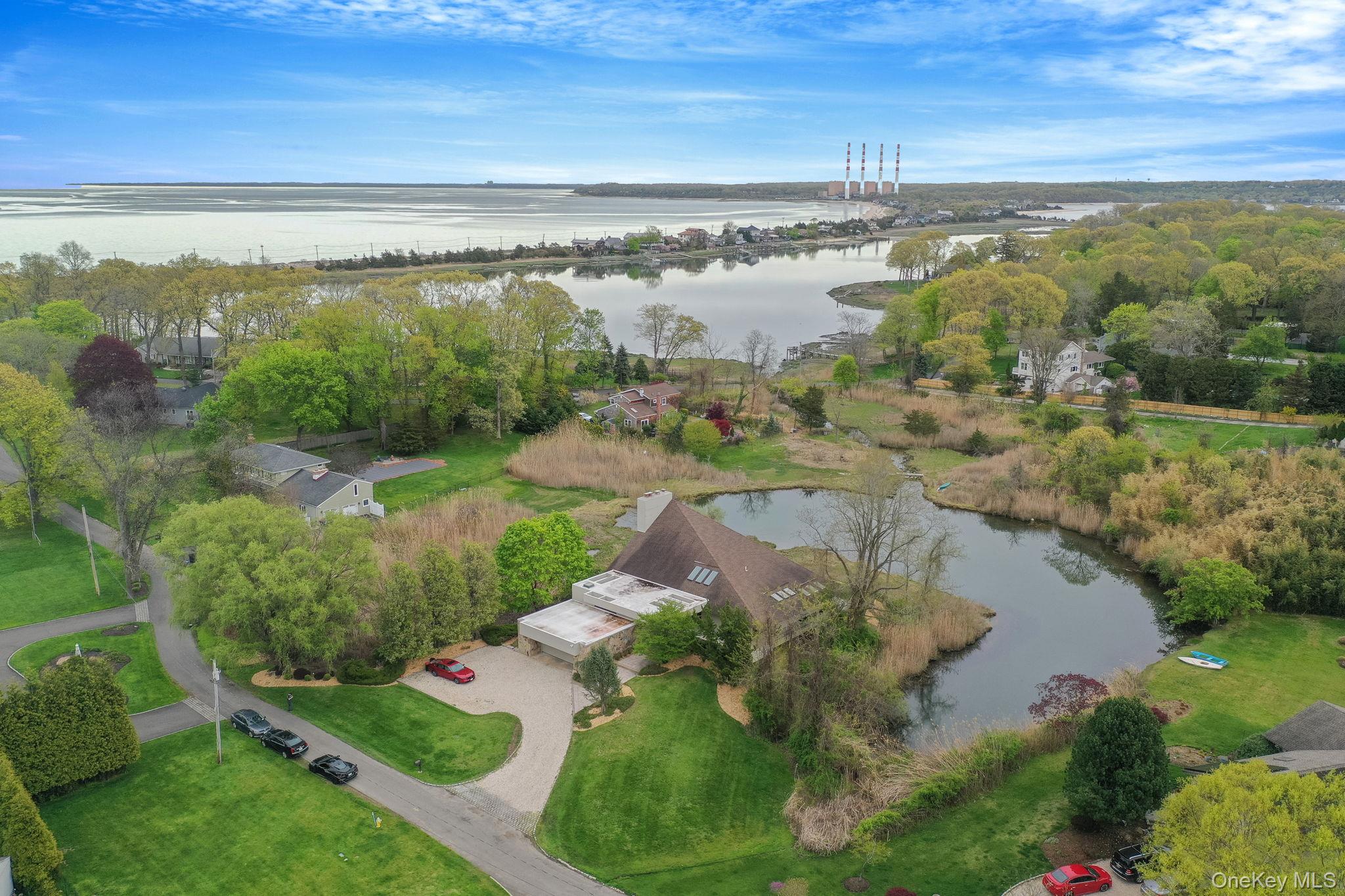 4th image of 5 Kew Ct, Huntington, NY 11768 | MLS# 1029869