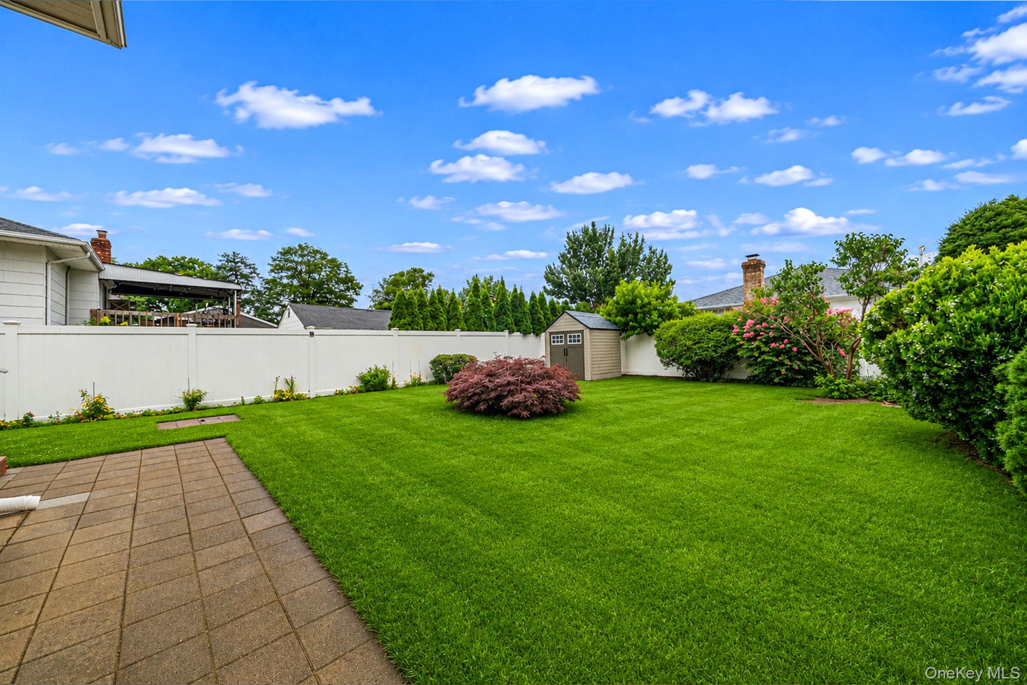 4th image of 480 Fenimore Ave, Babylon, NY 11703 | MLS# 1029895